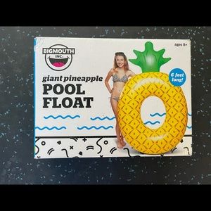 Pineapple pool float- brand new